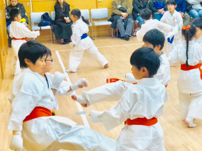 今週最後の稽古！土曜日も楽しく終了！！。( ＾∀＾)_b0239932_05311060.jpg