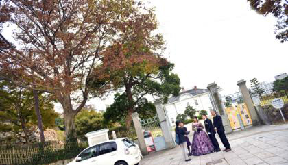 遅めの午後から鳥取市内の仁風閣での婚礼前撮り......._b0194185_18490105.jpg