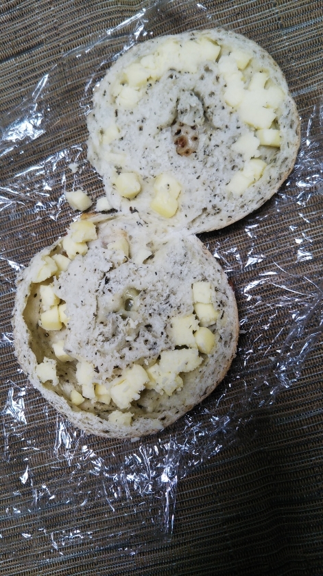 コフレ バジルチーズ_f0076001_22313257.jpg