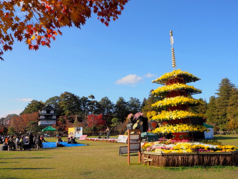 弘前城菊と紅葉まつり*2019.11.10_b0147224_238414.jpg