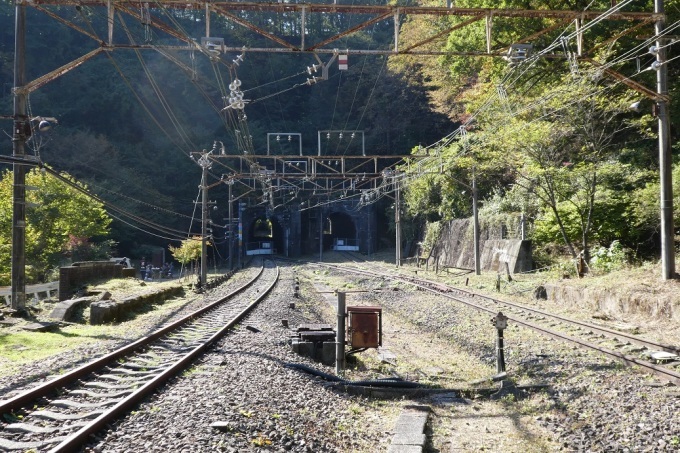 碓氷峠アプトの道を歩く その４ 熊ノ平駅 そらいろのパレット