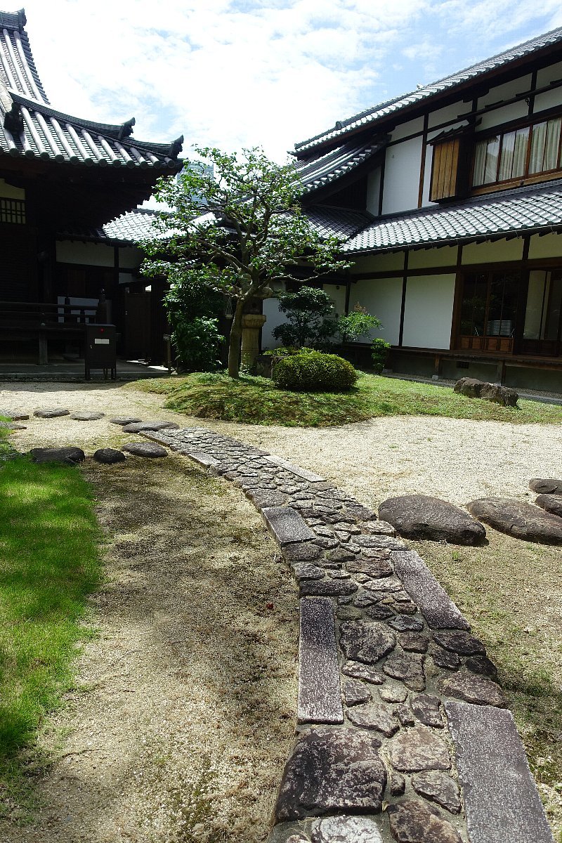 四天王寺本坊庭園 補陀落の庭と湯屋方丈 レトロな建物を訪ねて