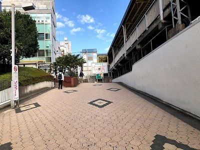カフェまでの道案内です_e0263559_22131005.jpg