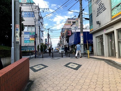 カフェまでの道案内です_e0263559_22131094.jpg