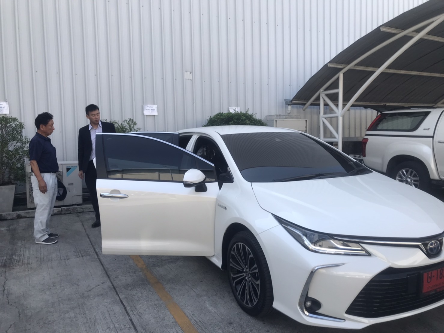トヨタの新車を買いました_b0100062_14381978.jpeg