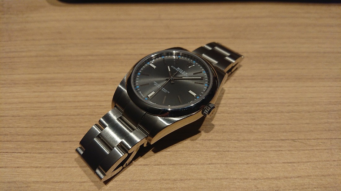 ROLEXオイスターパーペチュアル39(114300)ダークロジウム_b0332271_22481599.jpg