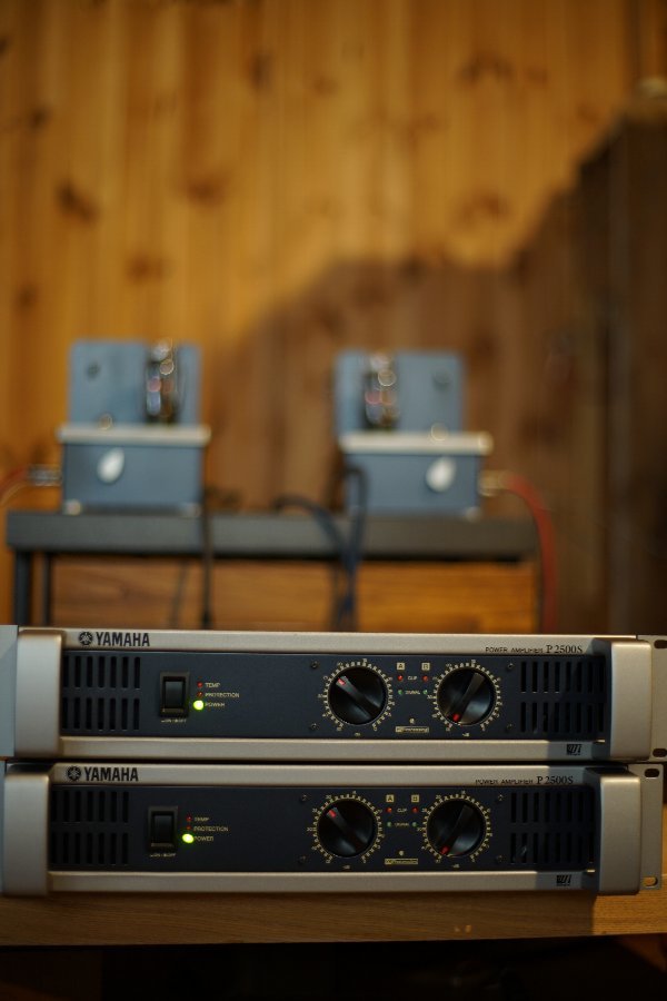パワーアンプ試聴 Accuphase PRO-5 and YAMAHA P2500S : Studio パワーアンプ試聴 Accuphase PRO-5 and YAMAHA P2500S : Studio