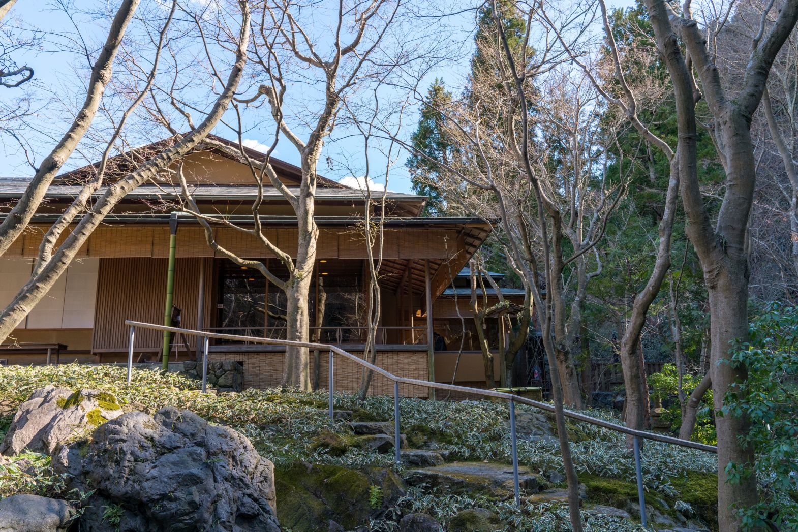 【重要文化財｜旧一条恵観山荘】　行き方、見学のしかた　（鎌倉市）_b0212342_21483551.jpg