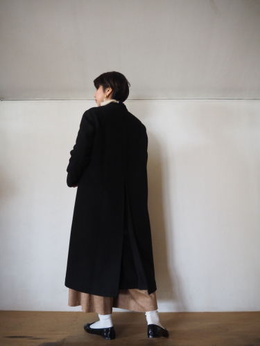 maison de soil V-collar coat_e0357389_12041659.jpg