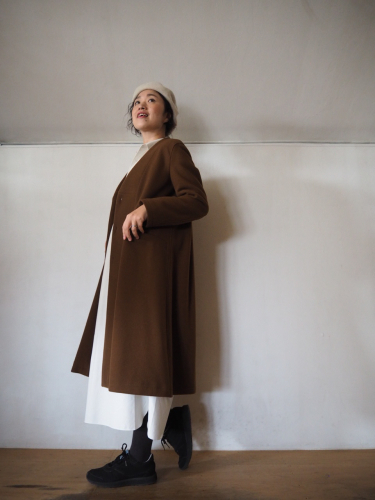 maison de soil V-collar coat_e0357389_12081688.jpg
