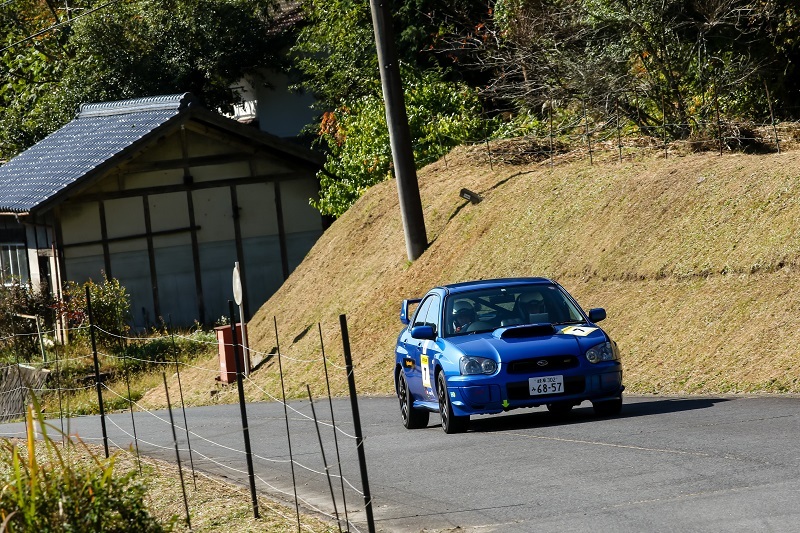 ＳＵＢＡＲＵのイタリアンなサウンドを愉しむ_f0076731_21333182.jpg