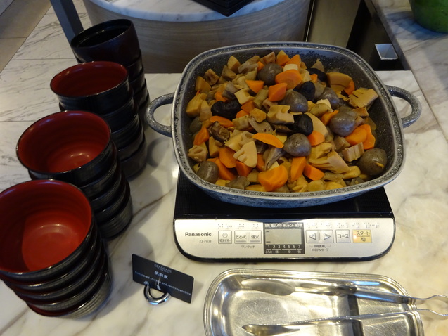 「シースケイプ」の朝食@「ヒルトン東京お台場」_b0405262_20201055.jpg