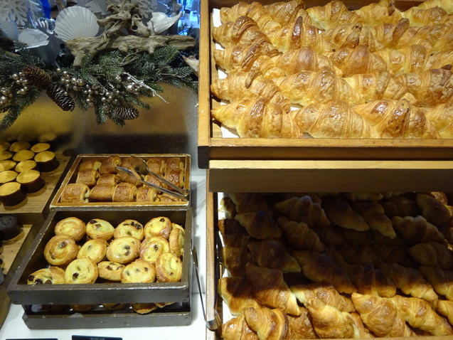 「シースケイプ」の朝食@「ヒルトン東京お台場」_b0405262_20222897.jpg