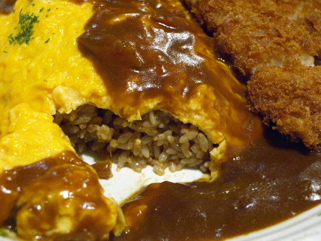 キッチン ウフロワ その6(オムカツカレー)_d0153062_20342638.jpg