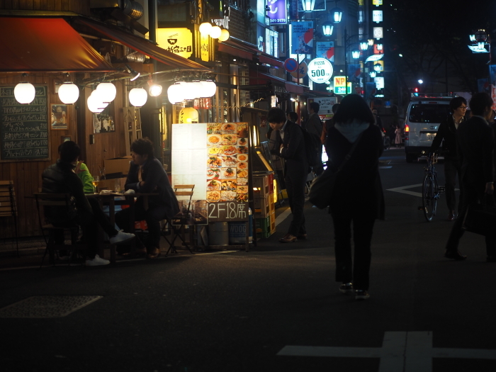 夜の新宿 Free Shot ほっと一息 夜の新宿 Free Shot ほっと一息