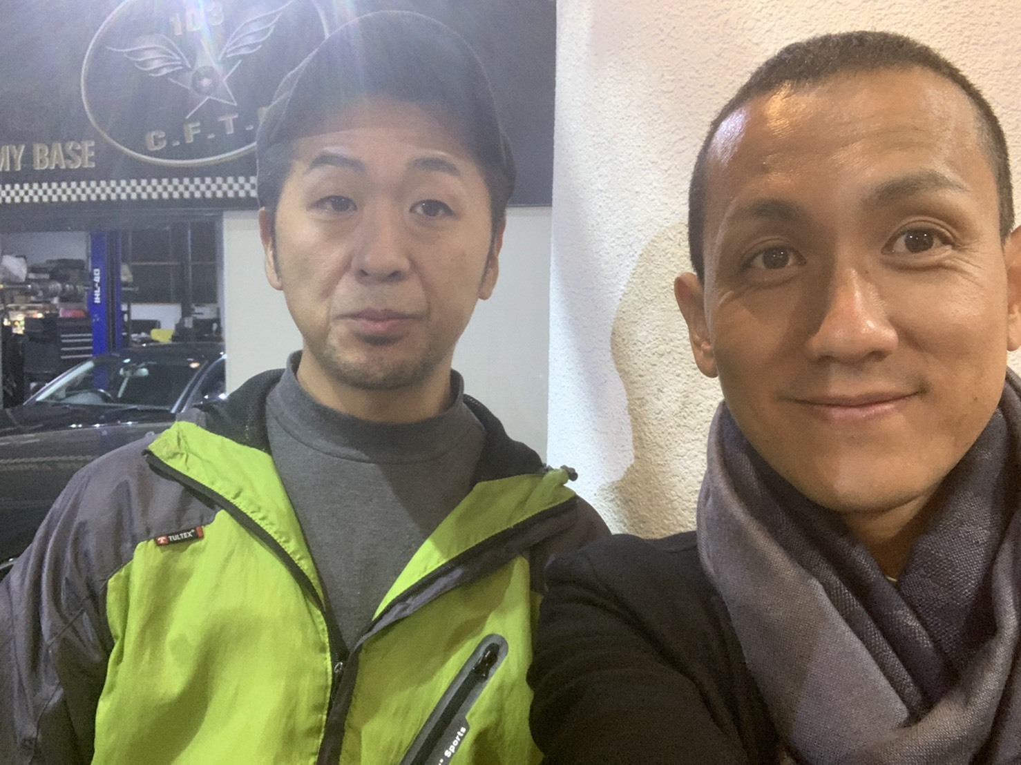 11月14日 ランクル200 ディーゼルあります!タイヤ交換予約受付中!エスカレード・ハマー・アルファード_b0127002_19313043.jpg