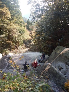 御在所岳・本谷から鈴鹿の上高地へ(ヤブコギネット・オフ会)_c0359615_21533686.jpg