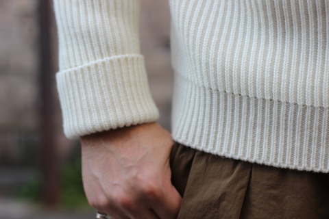 「ANDERSEN-ANDERSEN」世界最高のセーラーセーター \"THE NAVY CREWNECK 5GG\" ご紹介_f0191324_08114634.jpg