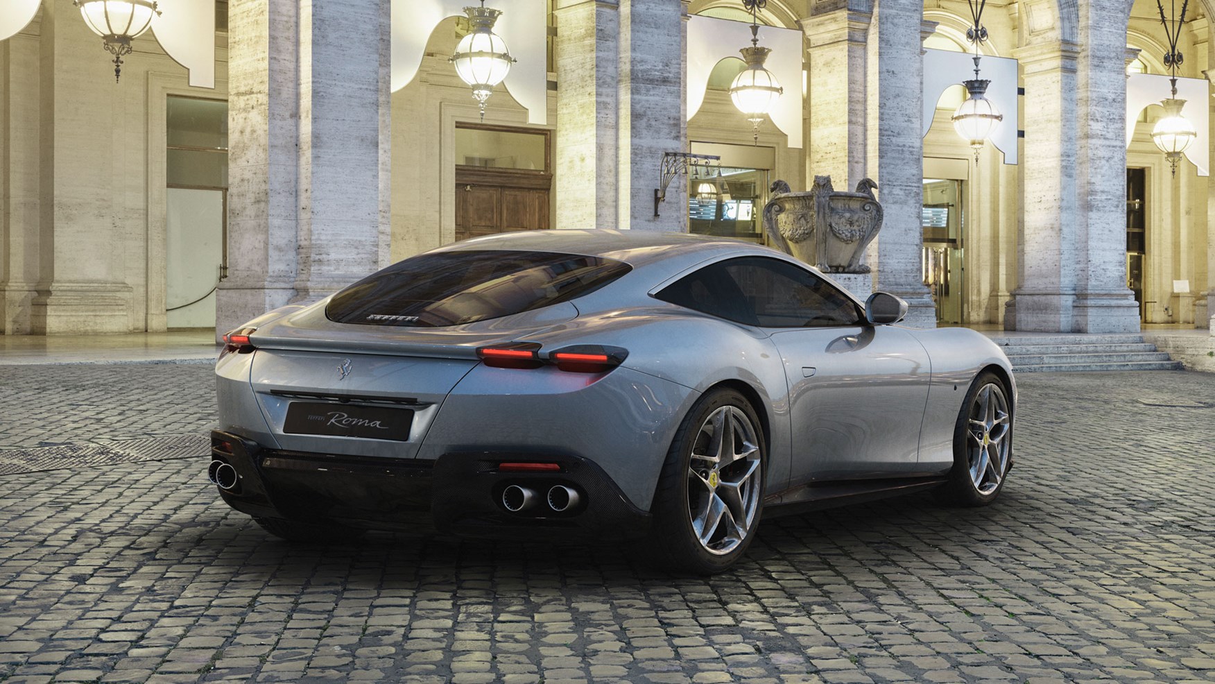 Ferrari Roma - LA NUOVA DOLCE VITA_f0057849_15115343.jpg