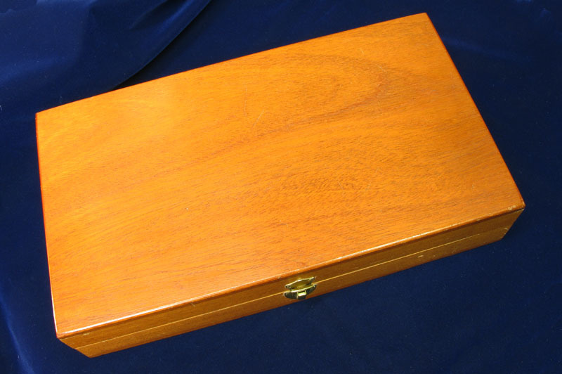 S&W社 M29用オリジナル木製ケース : 上野アメ横 モデルガンショップ