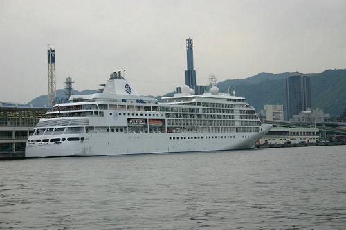 シルバー・シャドー 2004年4月30日神戸港寄港_b0051598_21262174.jpg