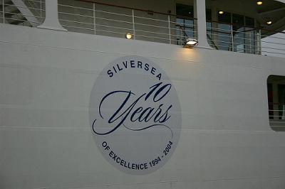 シルバー・シャドー 2004年4月30日神戸港寄港_b0051598_21263057.jpg