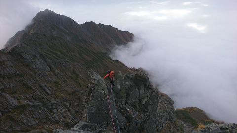 畳岩中央ルンゼ・ジャンダルム飛弾尾根_d0237801_09233413.jpg
