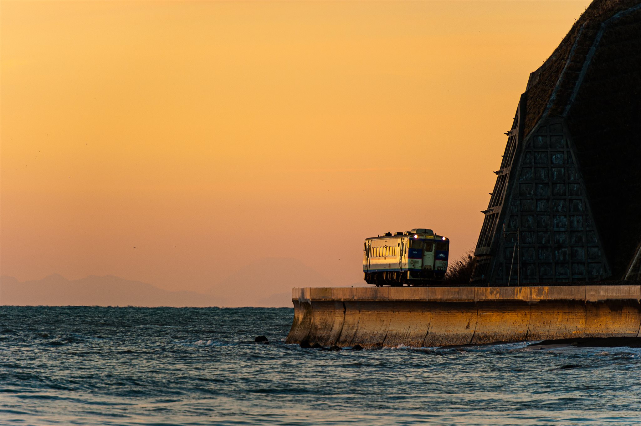 悲しみ本線太平洋 さらば 日高線 やぁやぁ 悲しみ本線太平洋 さらば 日高線 やぁやぁ