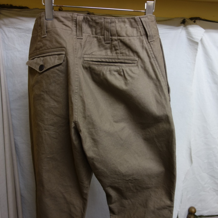 antiqued german sideline jodhpurs_f0049745_17502197.jpg