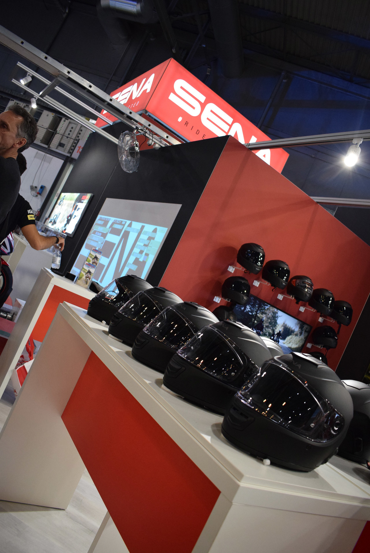 バイク天国☆イタリアの旅 EICMA会場の様子 その3_d0099181_19402473.jpg