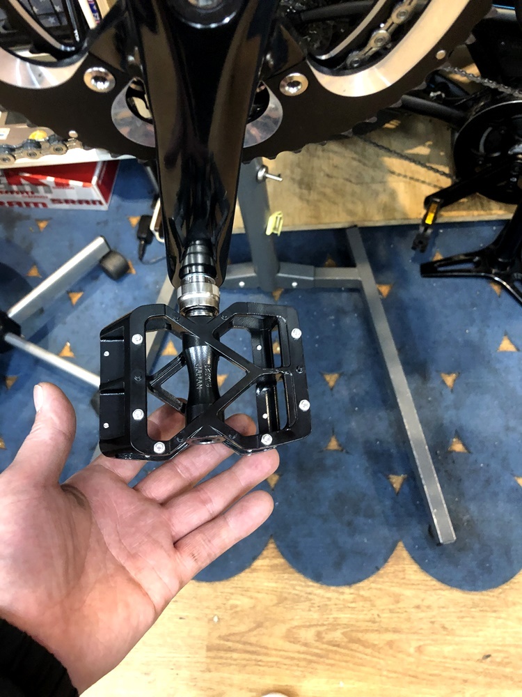 DAHON Visc evo ペダル交換 : カルマックス タジマ -自転車屋