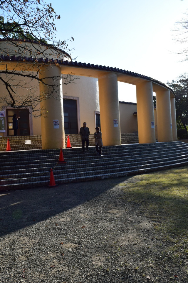 東京多摩市の旧多摩聖蹟記念館(建築家・関根要太郎作品再見)_f0142606_12364965.jpg