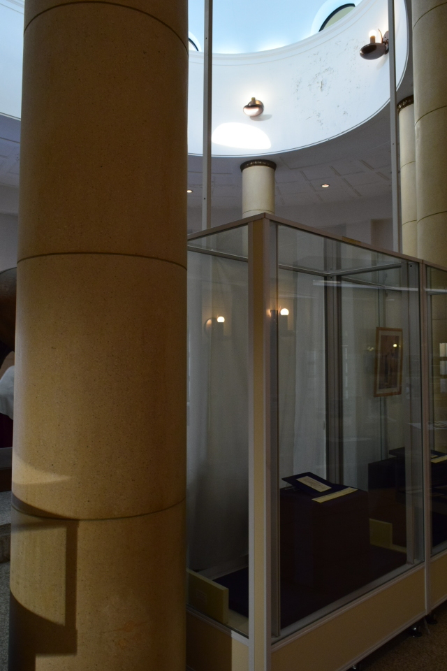 東京多摩市の旧多摩聖蹟記念館(建築家・関根要太郎作品再見)_f0142606_13325090.jpg