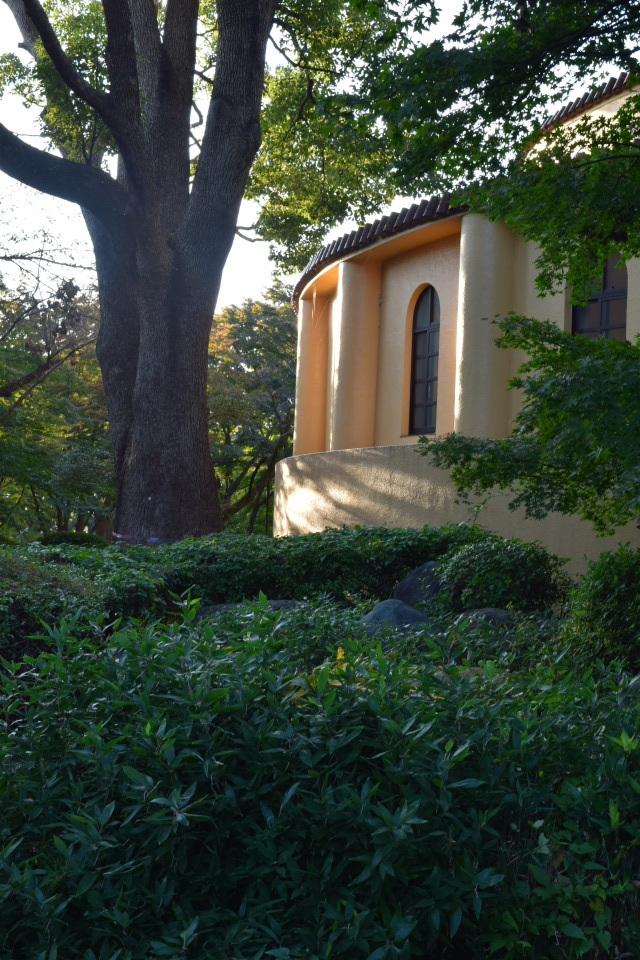 東京多摩市の旧多摩聖蹟記念館(建築家・関根要太郎作品再見)_f0142606_14162921.jpg
