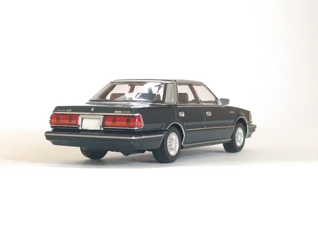 トミーテック・LV-N199b トヨタクラウン 3.0ロイヤルサルーンG