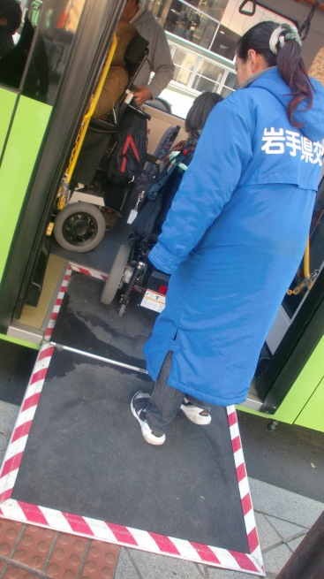 電気バス イオンモール盛岡南線 の旅 おでんせ cilもりおか 電気バス イオンモール盛岡南線 の旅 おでんせ cilもりおか