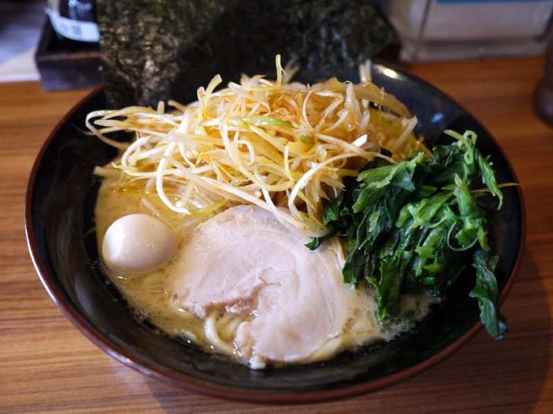 ねぎラーメン　【茅ヶ崎　横浜家系ラーメン　茅ヶ崎家】_b0153224_16072396.jpg