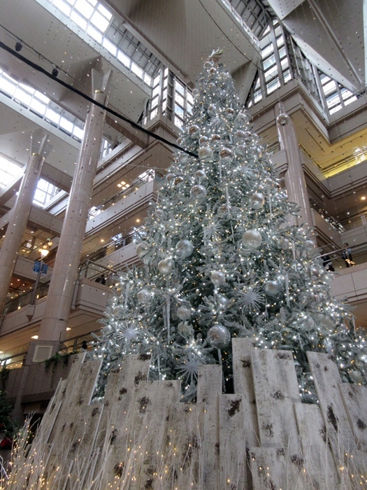【ランドマークタワーのクリスマスツリー】_b0009849_19273311.jpg