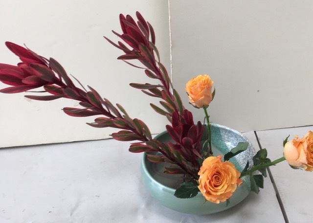 自画自賛の生け花に秋を感じる_e0350971_12022268.jpg
