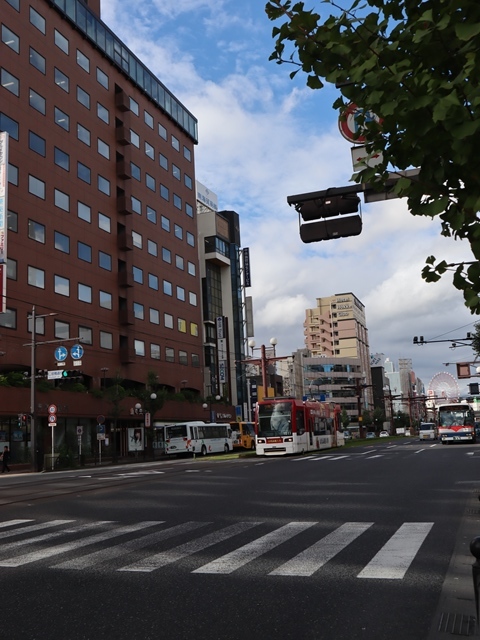 藤田八束の路面電車写真@鹿児島市電の路面電車、谷山駅から西鹿児島駅までの鹿児島市内を走ります。観光に最適な路面電車、ラッピングが楽しい路面電車_d0181492_23334740.jpg