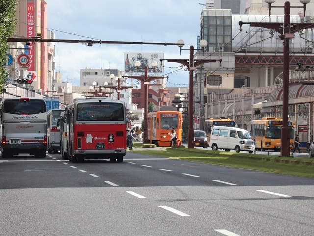 藤田八束の路面電車写真@鹿児島市電の路面電車、谷山駅から西鹿児島駅までの鹿児島市内を走ります。観光に最適な路面電車、ラッピングが楽しい路面電車_d0181492_23361474.jpg