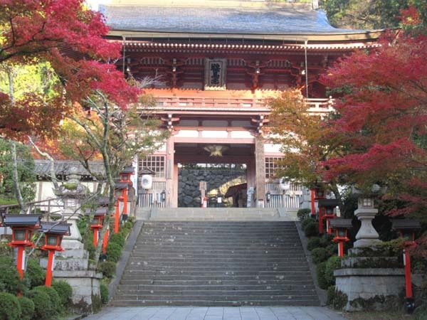 紅葉が盛り 鞍馬_e0048413_19531585.jpg