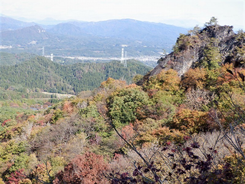 岩櫃山・薬師岳・吾嬬山の登山ルート・コースタイム付き無料登山