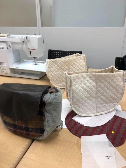 【ヴォーグ学園横浜校バッグ講座】冬バッグ制作中♪_f0023333_23392394.jpg