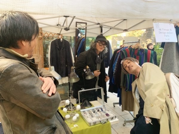 お休みをいただき散歩です。 入荷バーバリーのコート。ローデン お休みをいただき散歩です。 入荷バーバリーのコート。ローデン
