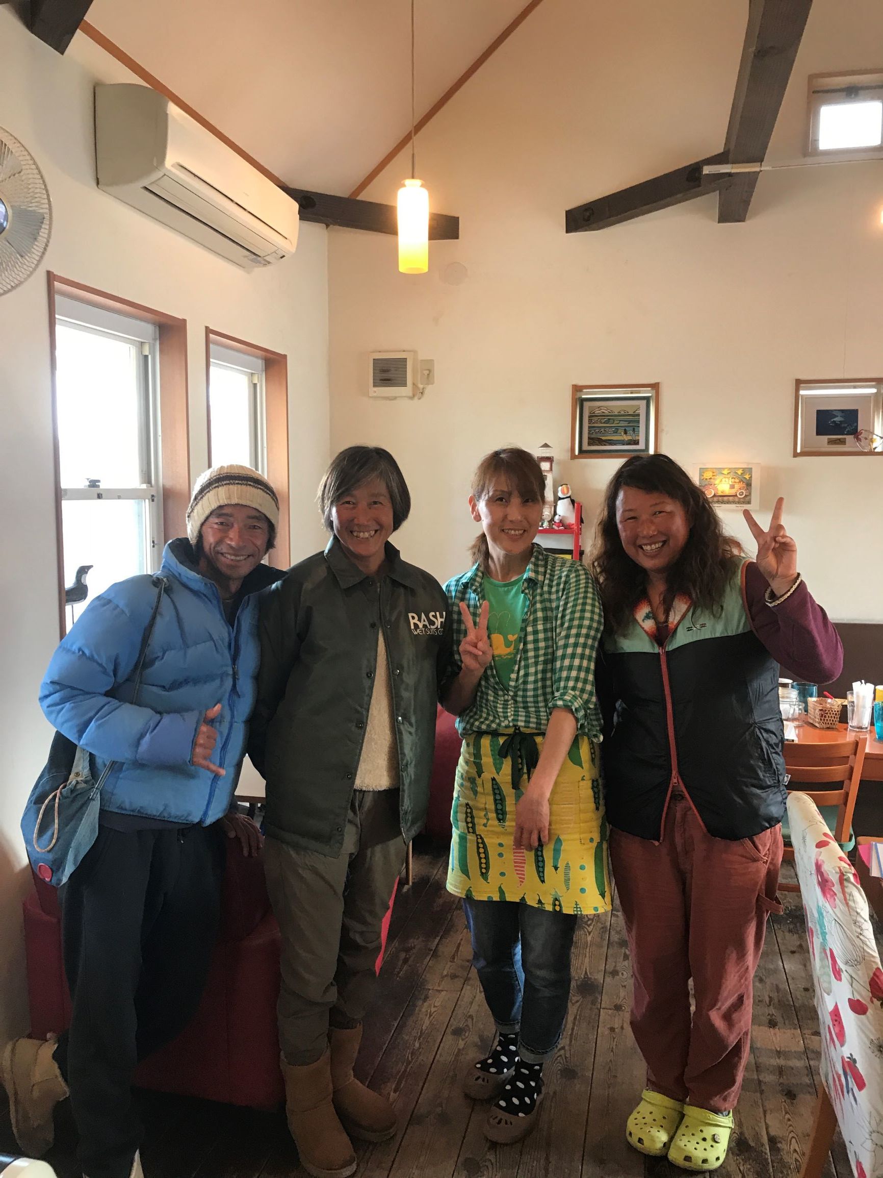 懐かしい人との再会は、昔の自分を思い出します_f0009169_09573768.jpg