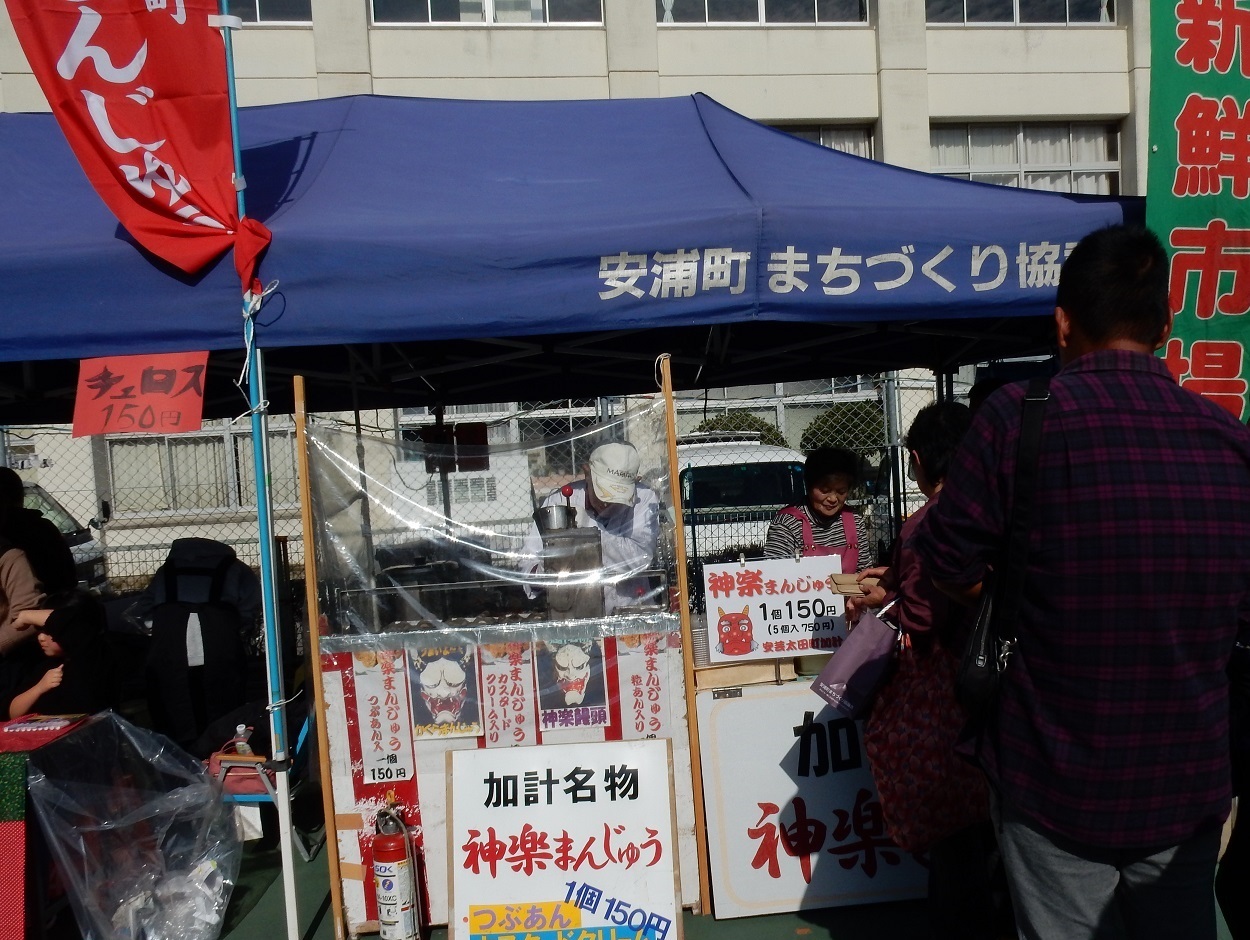 ええとこ祭、野外スケッチ_e0175370_07251789.jpg
