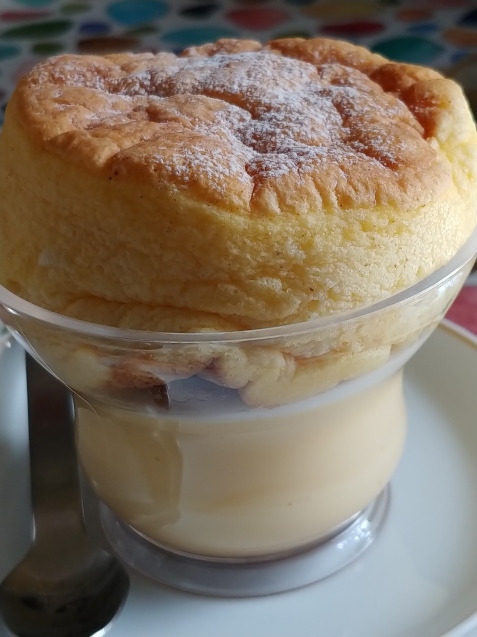 頂き物 スフレケーキプリン🍮_c0162773_10372127.jpg