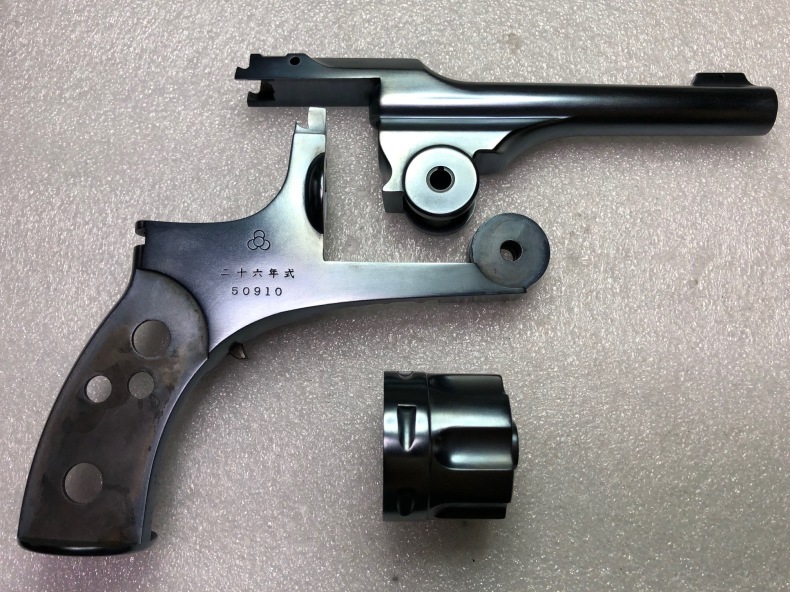 26年式拳銃　　早い者勝ち　値段交渉あり 明治26年陸軍採用拳銃をモデルガンに！ ハートフォード「二十六