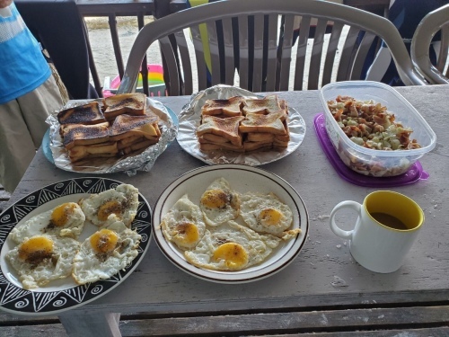 2019年11月21日(木) フォノム島食事事情_b0137083_19040572.jpeg